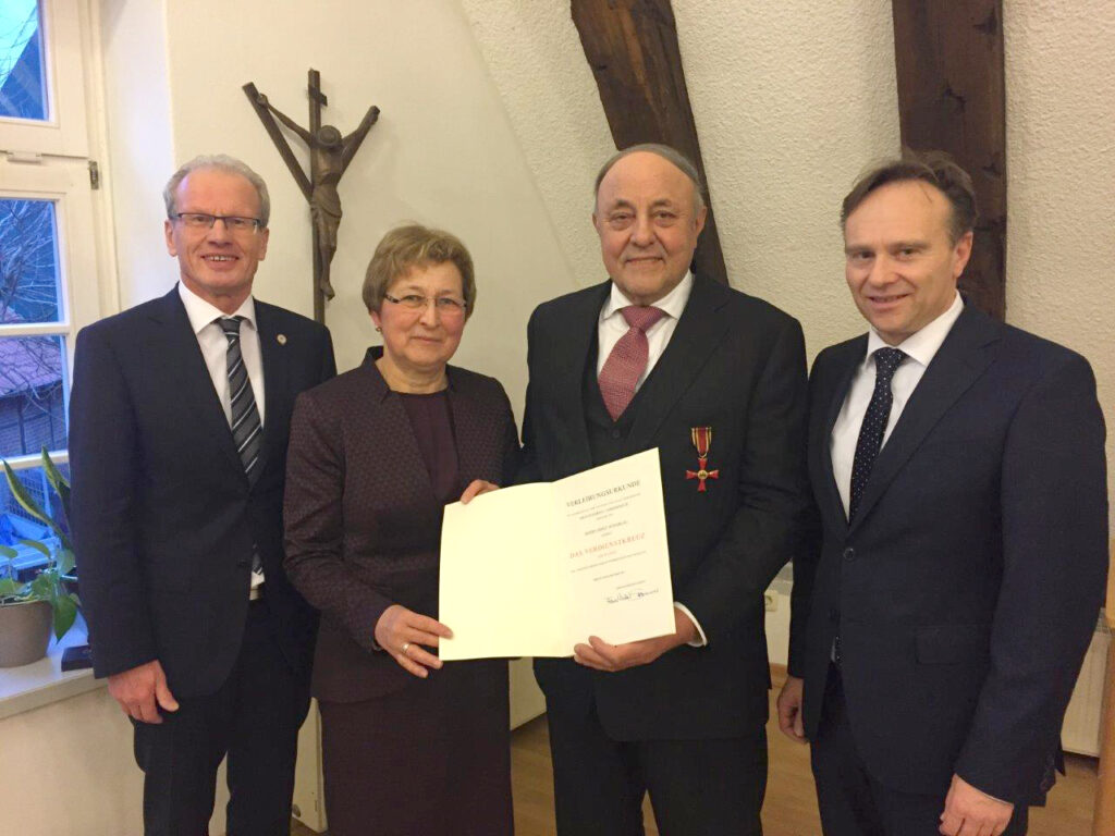 Josef Scharlau aus Legden mit dem Bundesverdienstkreuz ausgezeichnet